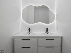 1829 E Airdrie Street, Philadelphia PA 19124