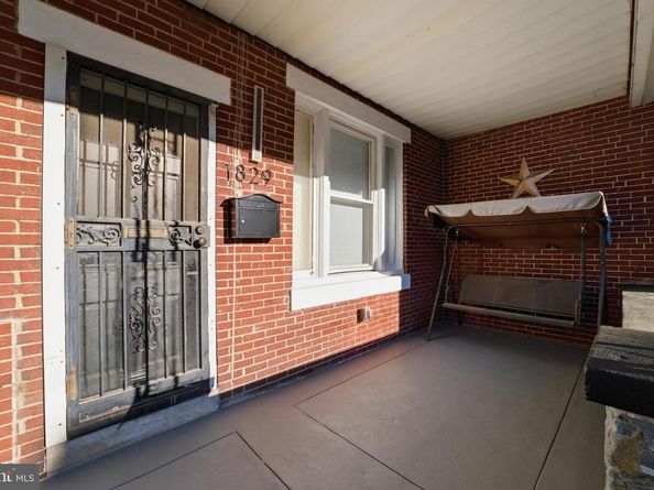 1829 E Airdrie Street, Philadelphia PA 19124