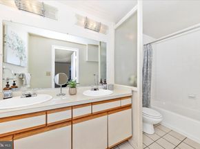 10120 Snowhill, Potomac MD 20854