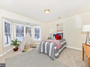 10120 Snowhill, Potomac MD 20854