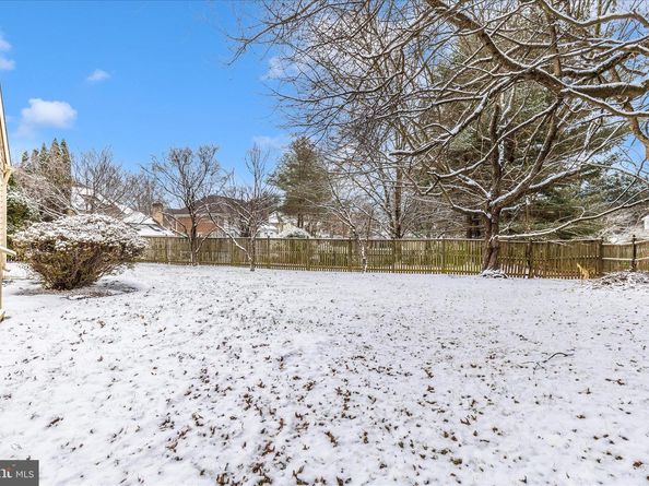 10120 Snowhill, Potomac MD 20854