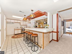 10120 Snowhill, Potomac MD 20854