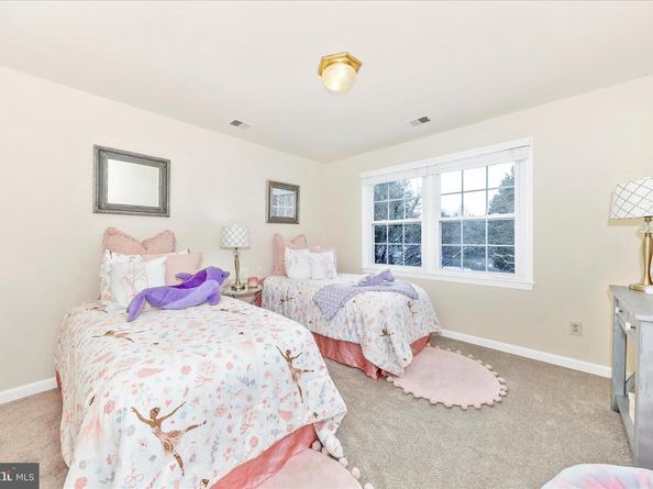 10120 Snowhill, Potomac MD 20854