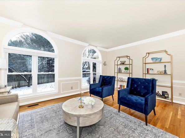 10120 Snowhill, Potomac MD 20854