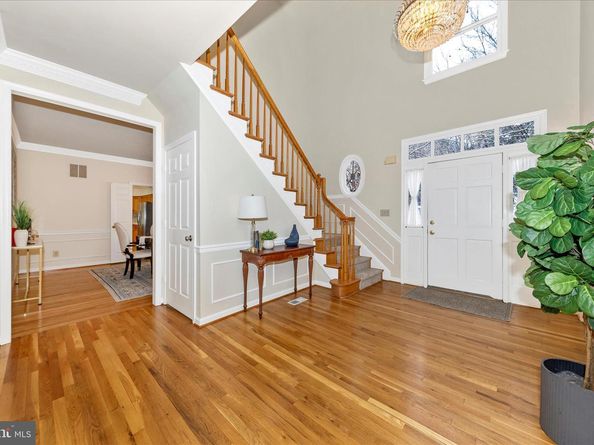 10120 Snowhill, Potomac MD 20854