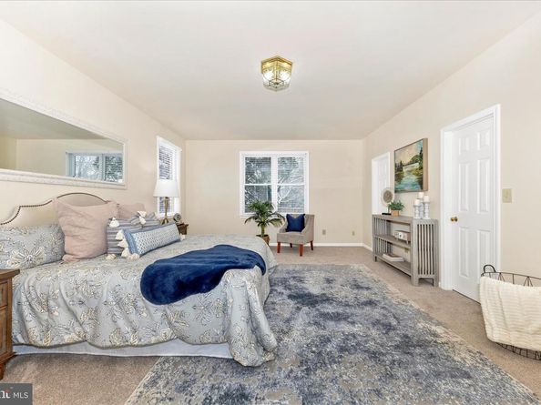 10120 Snowhill, Potomac MD 20854