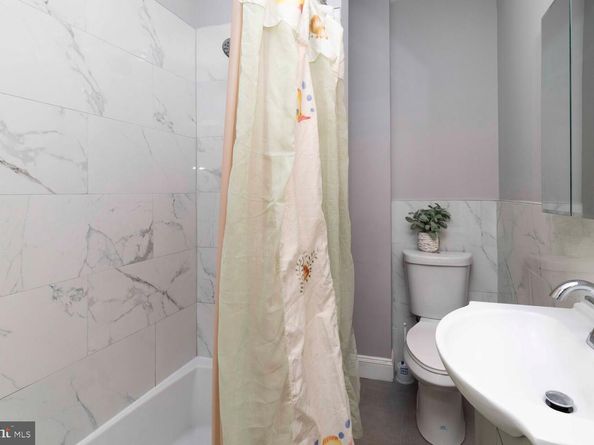 133 E Albanus Street, Philadelphia PA 19120