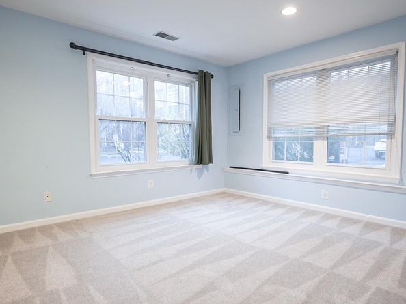 6012 Ricketts Walk, Alexandria VA 22312