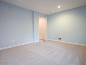 6012 Ricketts Walk, Alexandria VA 22312