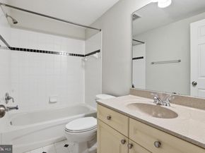 7931 Lakenheath Way, Potomac MD 20854