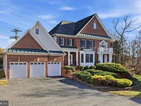 7931 Lakenheath Way, Potomac MD 20854