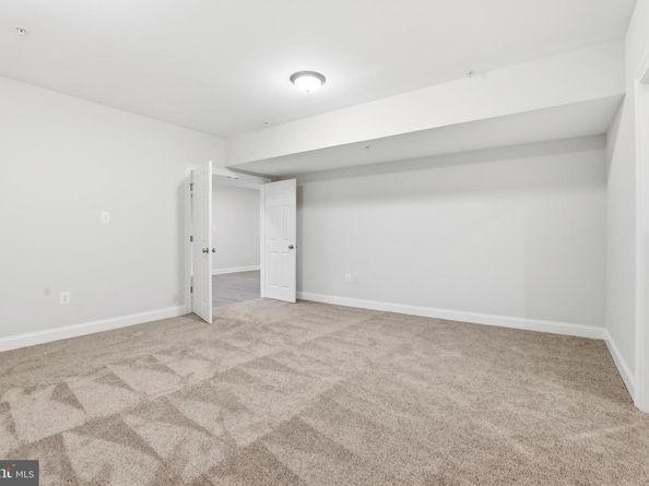 7931 Lakenheath Way, Potomac MD 20854