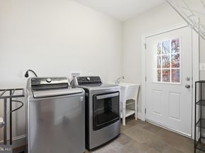 7931 Lakenheath Way, Potomac MD 20854