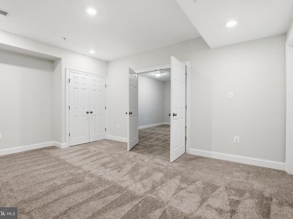 7931 Lakenheath Way, Potomac MD 20854