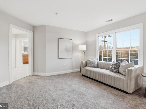 7931 Lakenheath Way, Potomac MD 20854