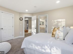 7931 Lakenheath Way, Potomac MD 20854