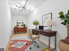 440 12TH Street NE 210, Washington DC 20002