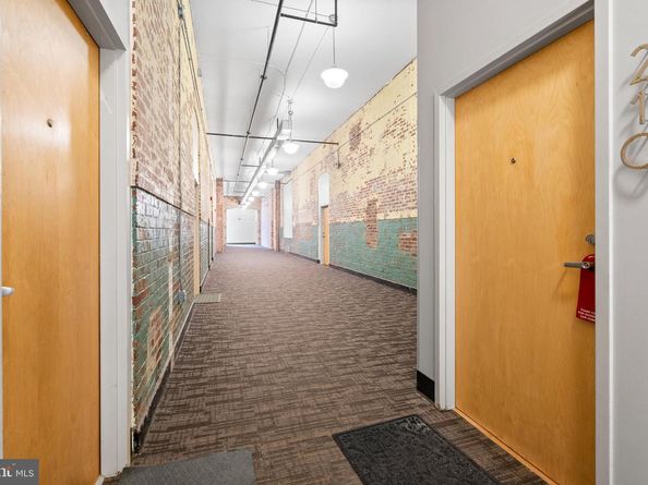 440 12TH Street NE 210, Washington DC 20002