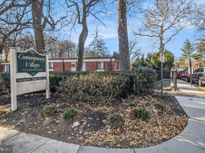 100 E Glenolden Avenue R9, Glenolden PA 19036