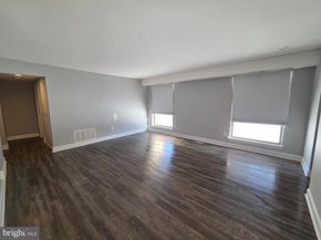 5017 S Convent Lane C, Philadelphia PA 19114