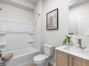 2340 W Seybert Street, Philadelphia PA 19121