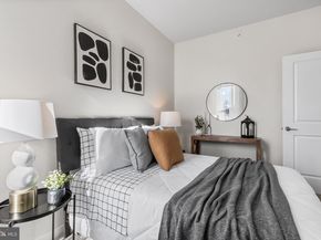 2340 W Seybert Street, Philadelphia PA 19121