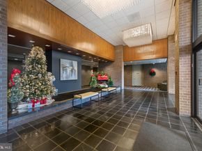 1800 Old Meadow Road 1720, Mclean VA 22102