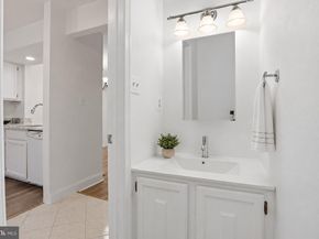 2410 S Walter Reed Drive 2, Arlington VA 22206