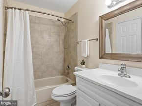 2410 S Walter Reed Drive 2, Arlington VA 22206