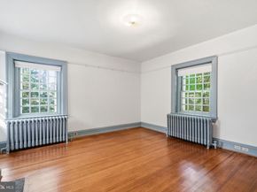 443 Saint Davids Avenue, Wayne PA 19087