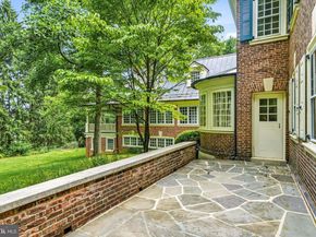 443 Saint Davids Avenue, Wayne PA 19087