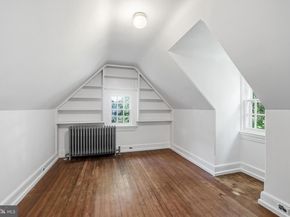 443 Saint Davids Avenue, Wayne PA 19087