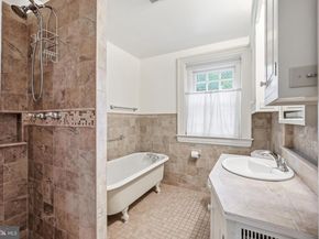 443 Saint Davids Avenue, Wayne PA 19087