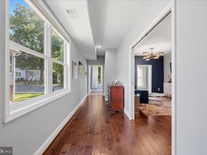 1902 N Nelson Street N, Arlington VA 22207