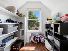 1902 N Nelson Street N, Arlington VA 22207