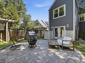 1902 N Nelson Street N, Arlington VA 22207