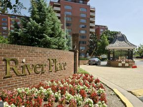 1021 Arlington Boulevard 335, Arlington VA 22209