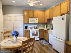 65 Freedom Lane, Bensalem PA 19020