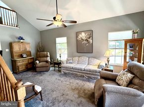 65 Freedom Lane, Bensalem PA 19020