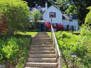 2701 Alden Road, Bryn Athyn PA 19009