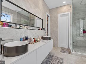 4512 Salem Lane NW, Washington DC 20007