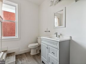 125 W Susquehanna Avenue, Philadelphia PA 19122
