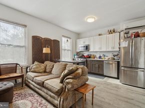 125 W Susquehanna Avenue, Philadelphia PA 19122