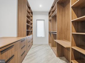 3525 Glenbrook Road, Fairfax VA 22031