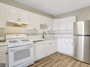 3705 S George Mason Drive 2009S, Falls Church VA 22041