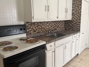 37 W Seymour Street, Philadelphia PA 19144