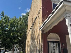 37 W Seymour Street, Philadelphia PA 19144