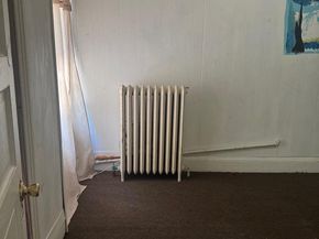 37 W Seymour Street, Philadelphia PA 19144