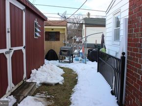 739 Westwood Lane, Aldan PA 19018