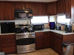 739 Westwood Lane, Aldan PA 19018